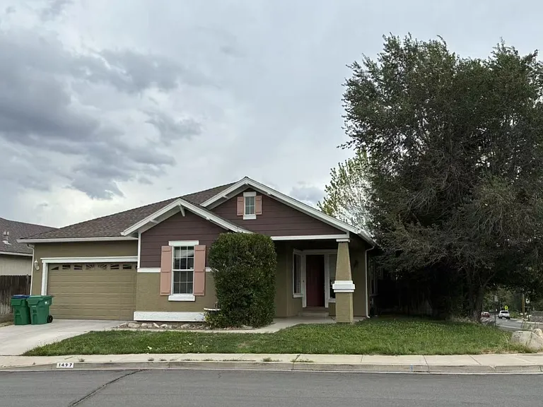 1497 Wessex Cir — Photo 1