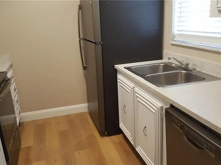 2103 Cordova Grn #2103 — Photo 6