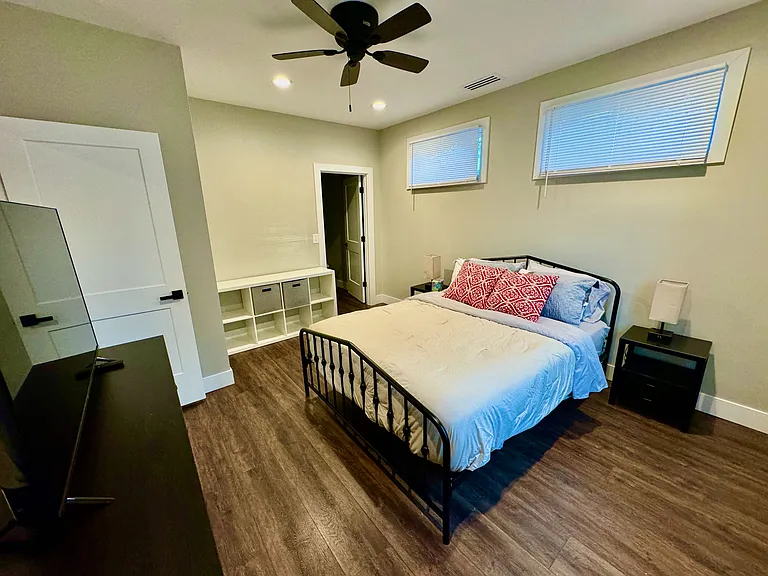 2610 S Bryan St — Photo 3