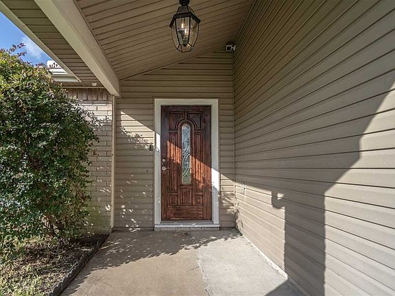 2nd image of 8500 Shady Cove Ln