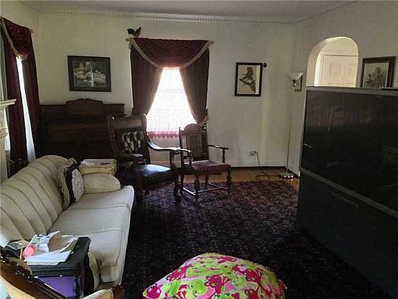 5th image of 2909 Kenwood Blvd