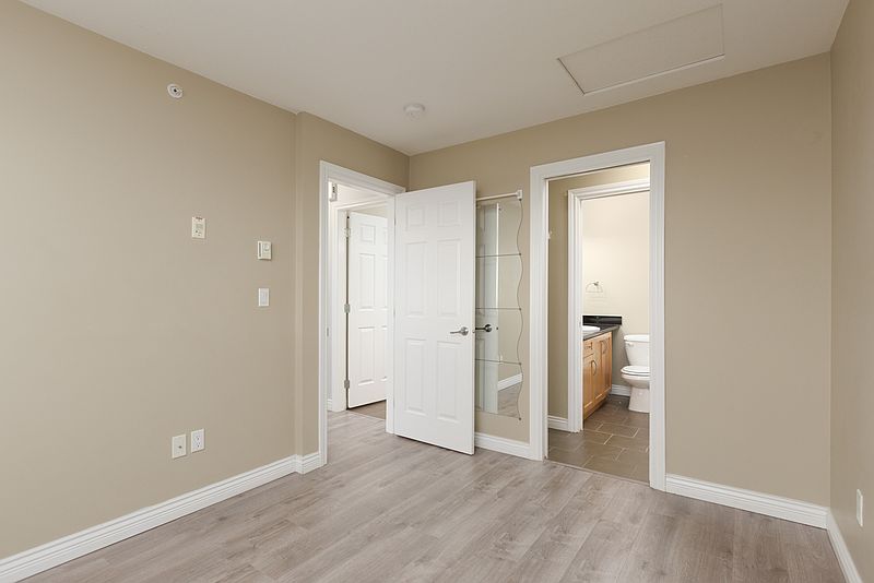 Burnaby Townhouse for rent - 2 Bedrooms — photo 10