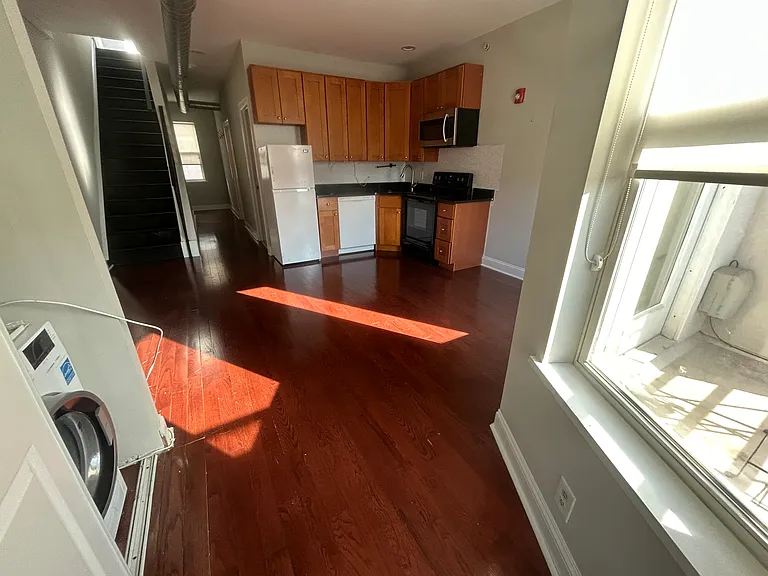 1613 Frankford Ave #3B — Photo 4