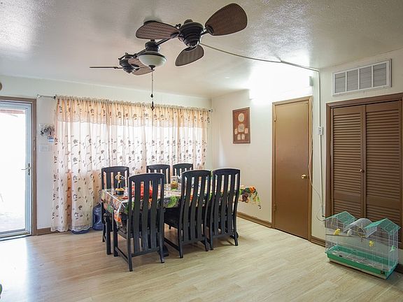 4th image of 4617 Wilshire Dr