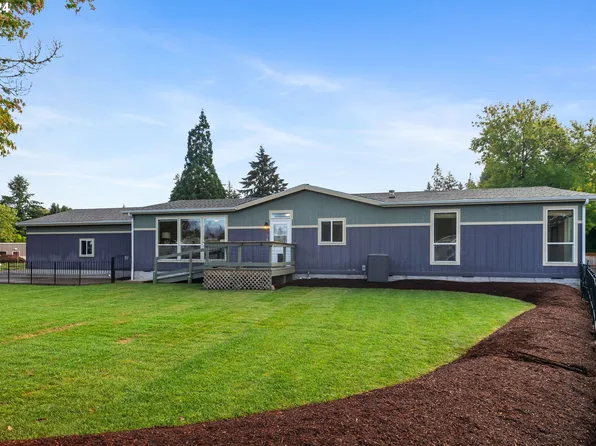 21936 Laurel Ave NE, Aurora, OR 97002