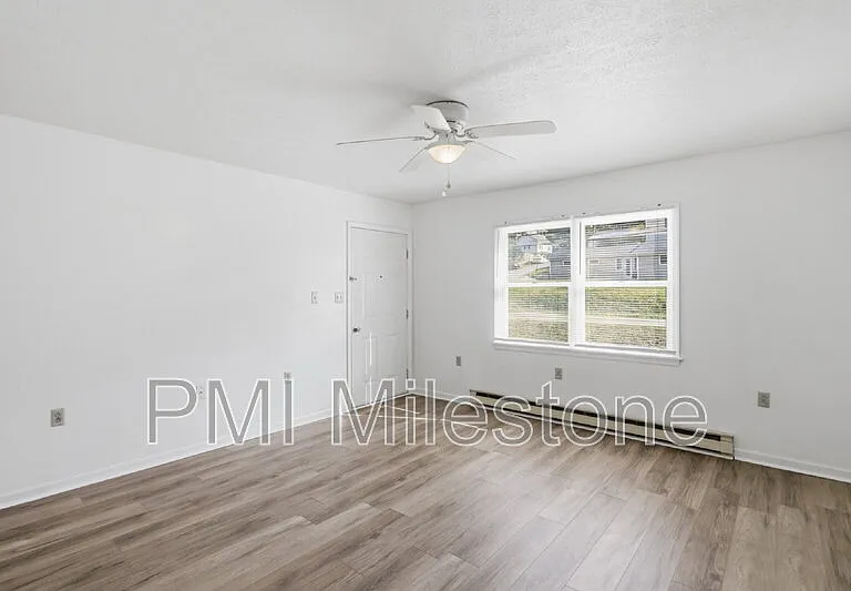 131 Biser St #2 — Photo 12