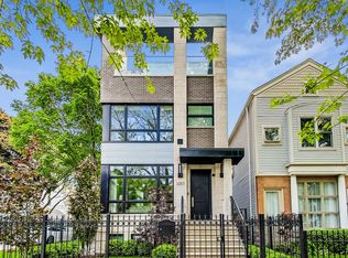 3257 N Lakewood Ave, Chicago, IL 60657