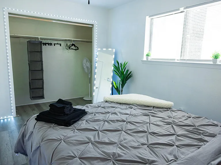 708 Navidad St #B — Photo 9