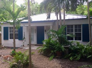 3586 Avocado Ave, Miami, FL 33133