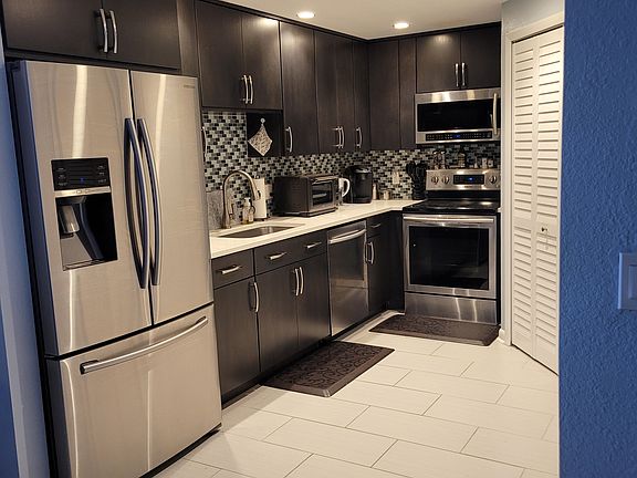 Modern kitchen