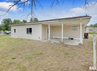 26155 N Youth Acres Rd, Canton, IL 61520