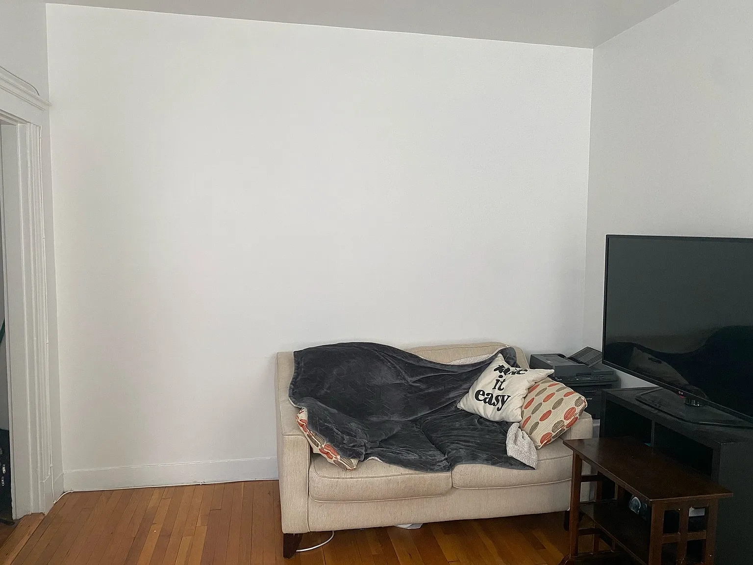 Studio, 450 sqft, $2,300 — Photo 4
