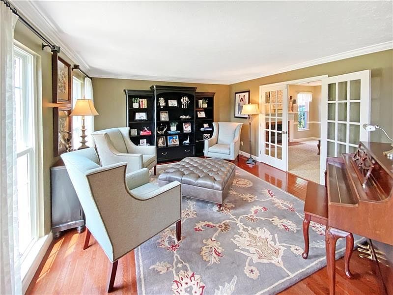 173 Stonewood Dr, Bethel Park, PA 15102 Zillow