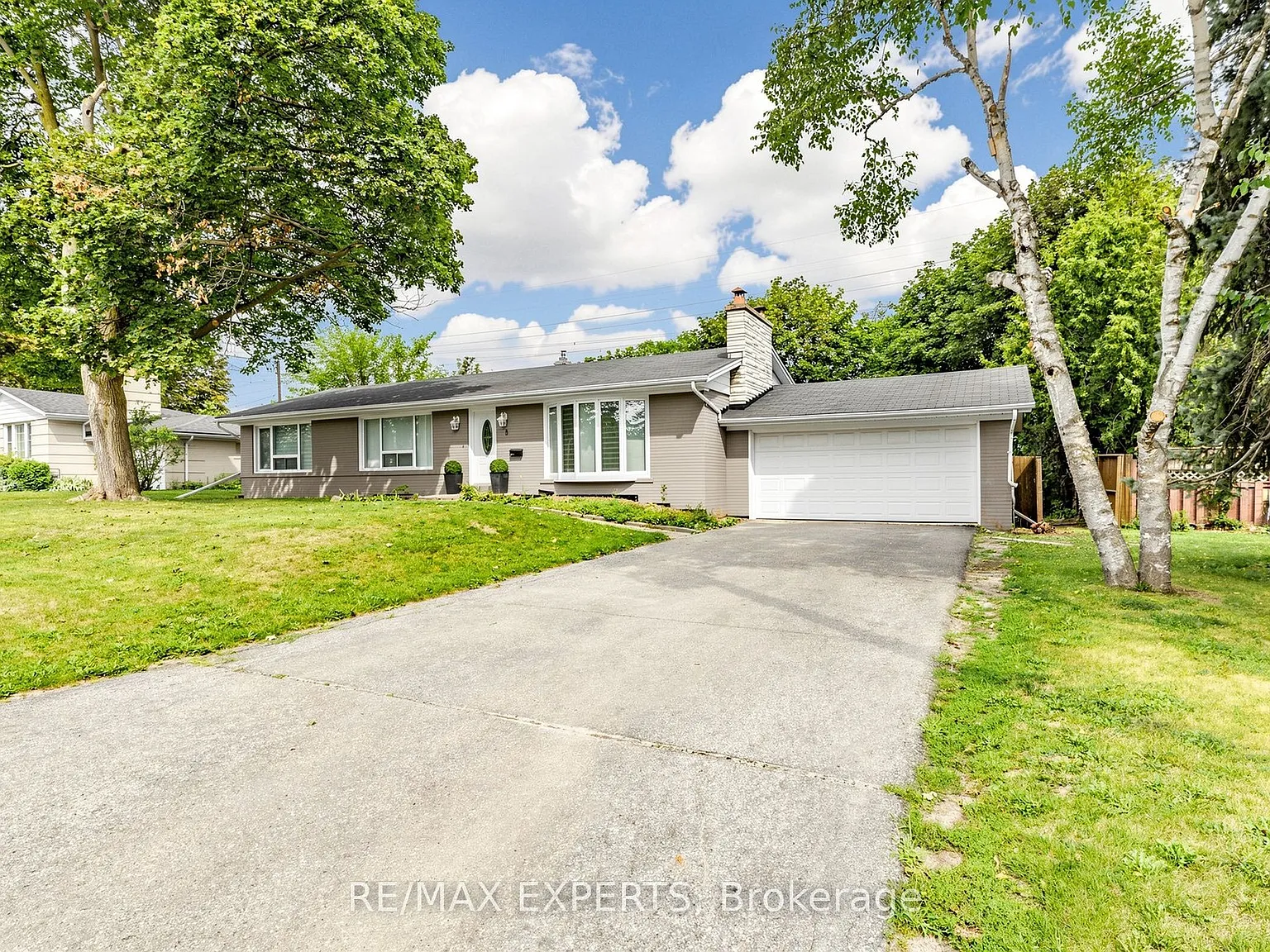 4 bed, $4,400 — Photo 2