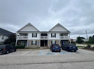 104 Brandy Mill Cir UNIT C, High Ridge, MO 63049