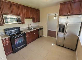 6710 Liberty St, Hollywood, FL 33024