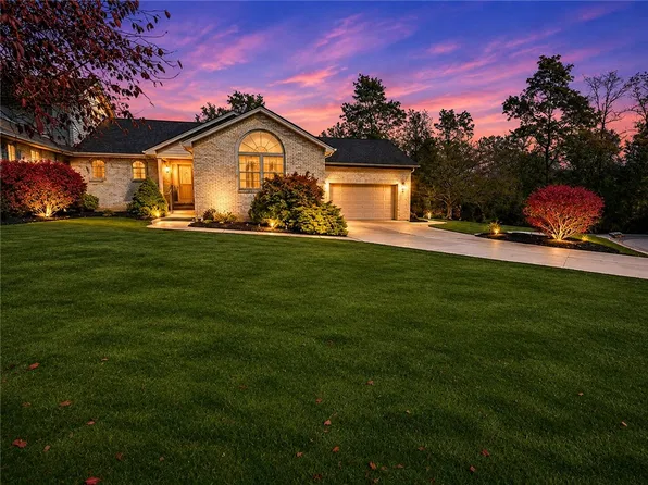 401 Linda Ln, Houston, PA 15342