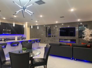 8844 W Lamar Rd, Glendale, AZ 85305