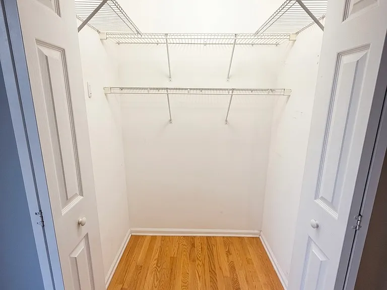 1643 W Farwell Ave #1S — Photo 3