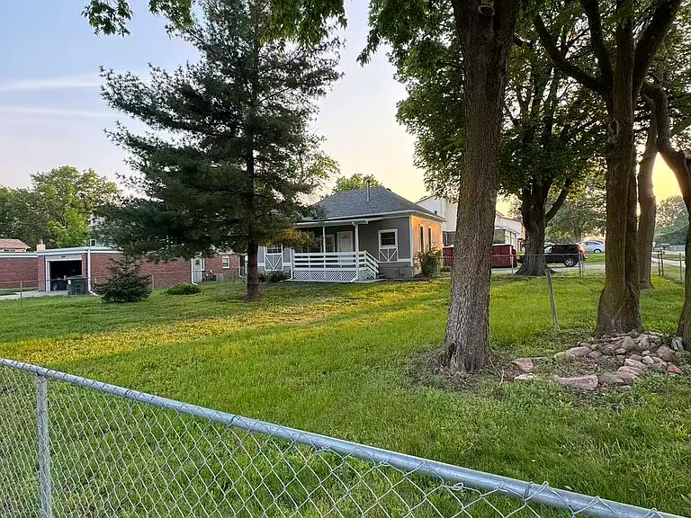 3931 Pioneers Blvd — Photo 20