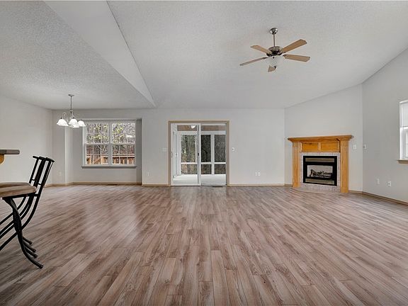 5th image of 3 Westerham Ln