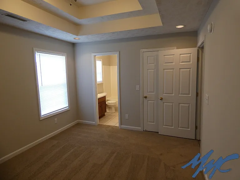 8001 Minehead Dr — Photo 18