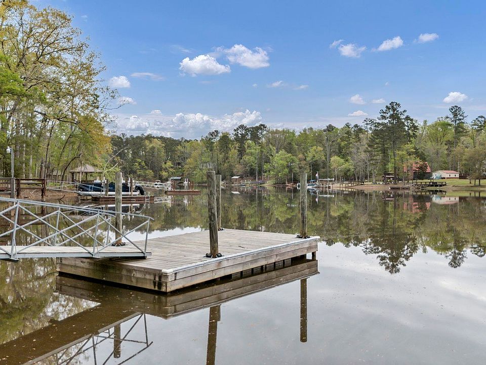1st image of 282 Poplar Point Rd