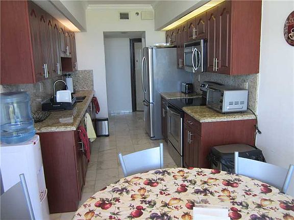4th image of 16425 Collins Ave APT 1A