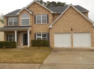 6718 Browns Mill Cir, Lithonia, GA