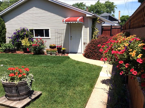 2nd image of 7248 W Farwell Ave