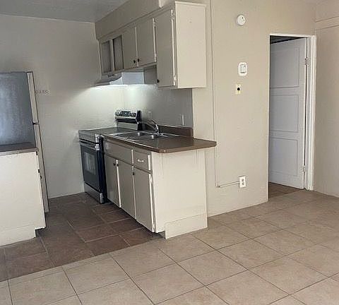 3rd image of 2620 N 14th Ave APT 6