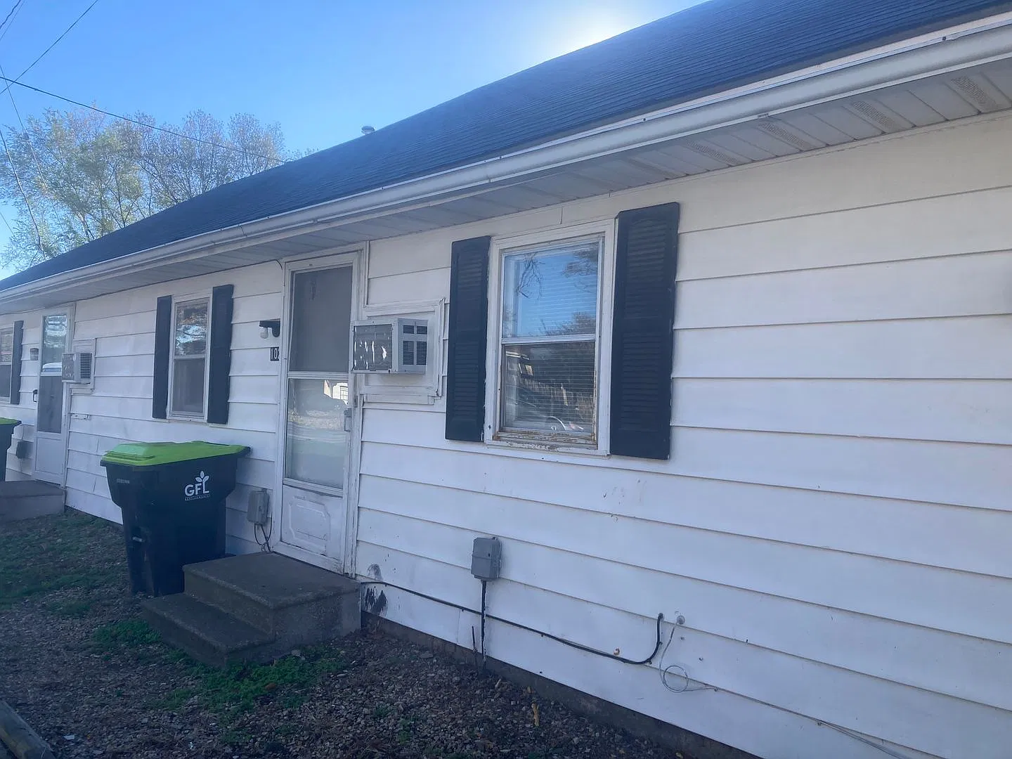 100 Jefferson Pl — Photo 2