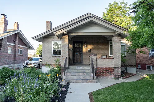 3842 Wyandot St Photo 1