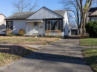26114 Palmer Blvd, Madison Heights, MI 48071