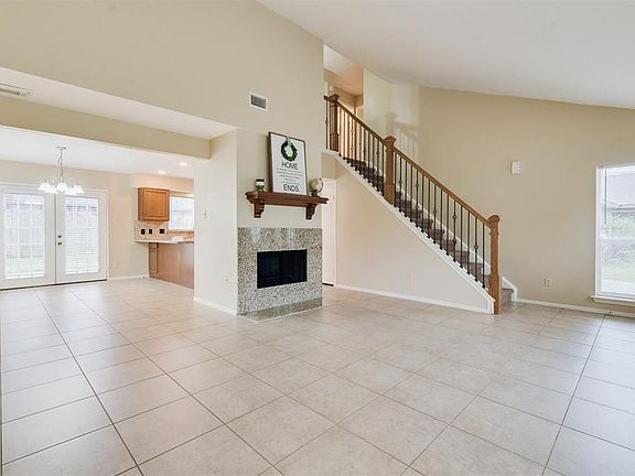 4th image of 14515 Cypress Leaf Dr