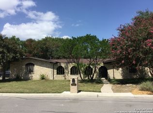 601 Moorside Dr, Windcrest, TX 78239