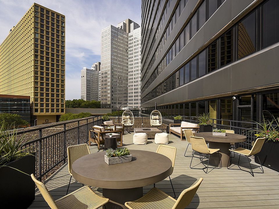 Outdoor Resident Terrace