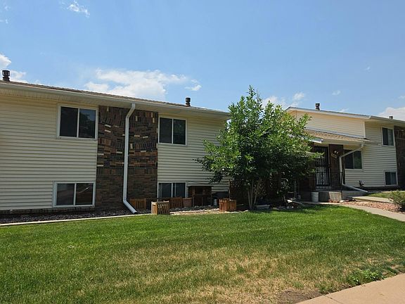 3rd image of 973 S Miller Way