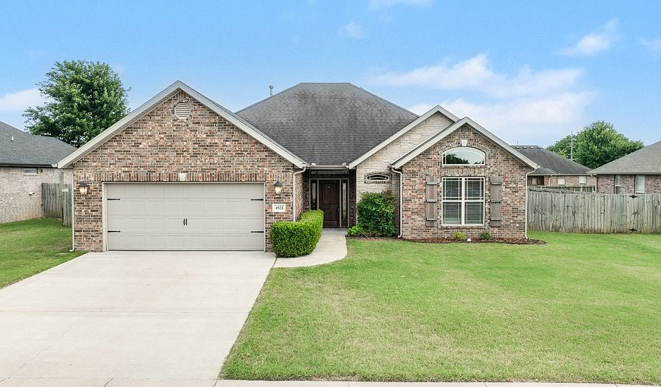 1st image of 4823 W Homespun Dr