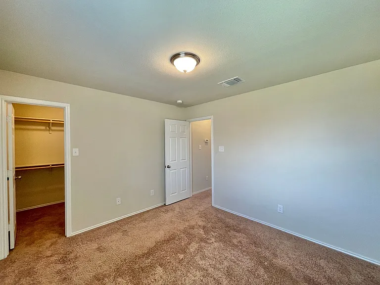 3311 Lorne Dr — Photo 29