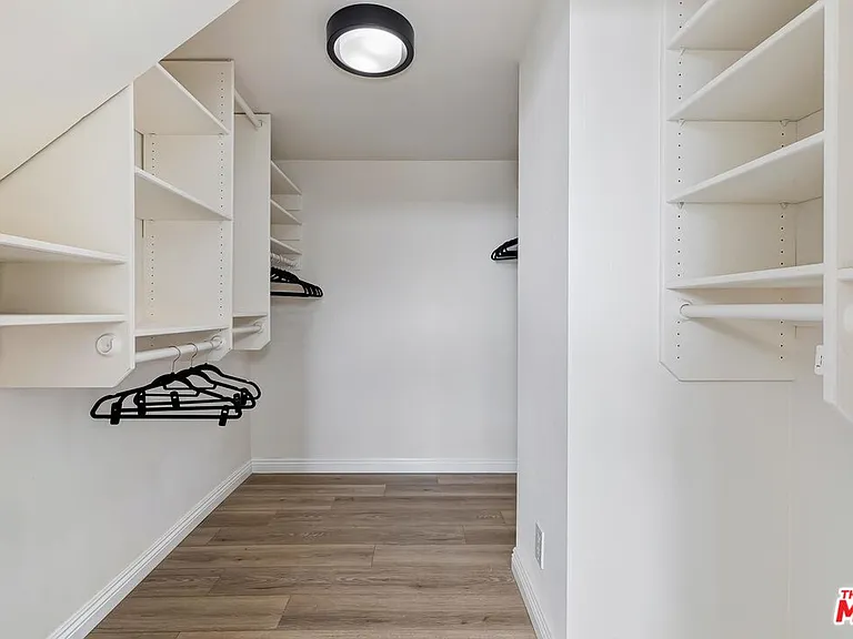 1508 Berkeley St #B — Photo 21