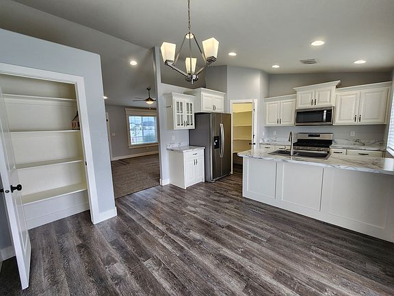 3508 Apolena - 4_10152025