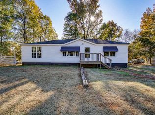 1340 Shaw Rd, Woodruff, SC 29388