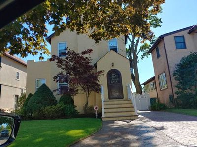 246 Bayview Ave, Merrick, NY, 11566