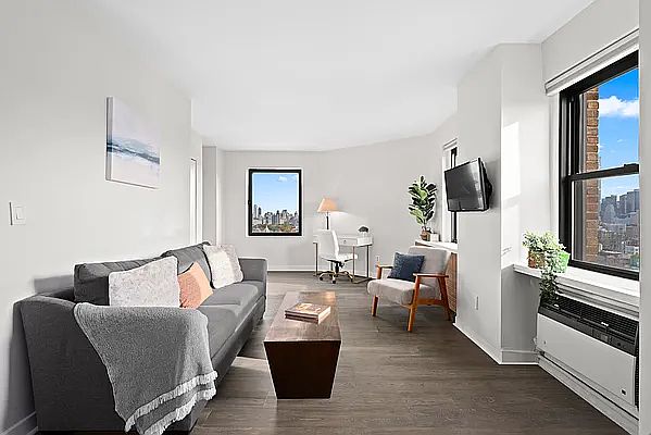 1st image of 2166 Broadway APT 24C