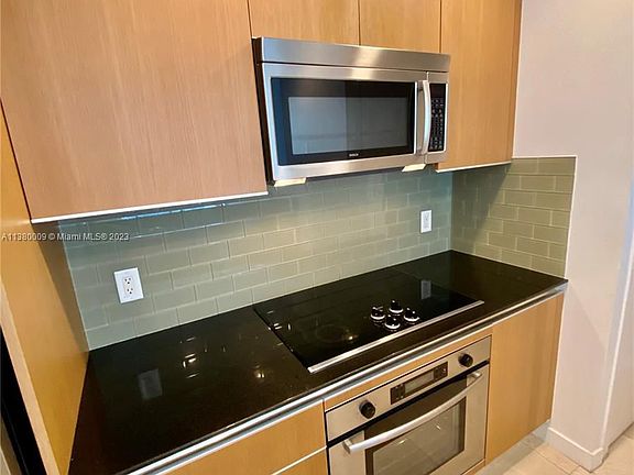 3rd image of 1050 Brickell Ave APT 1402