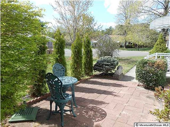3rd image of 9 Birchwood Court #B