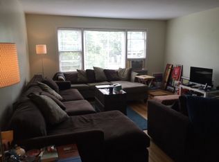 412 Custer Ave #1, Evanston, IL 60202