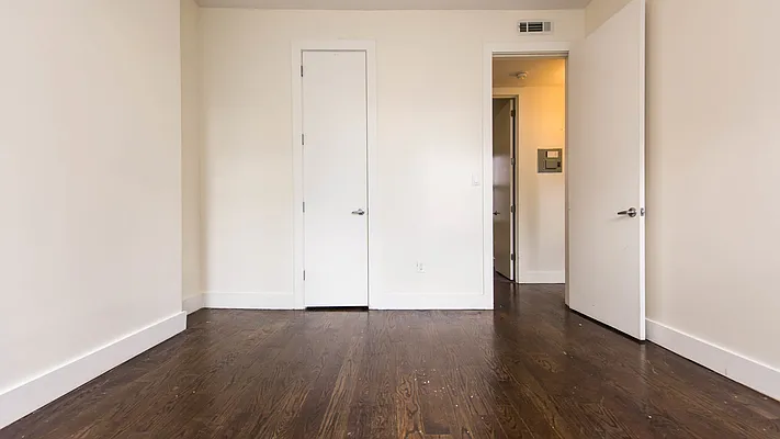 Rented by Nooklyn NYC LLC | media 38