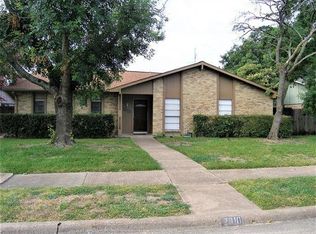 2910 High Plateau Dr, Garland, TX 75044